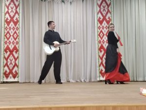 В Гродненской области учителя иностранного языка блеснули талантами на «Самопредставлении»